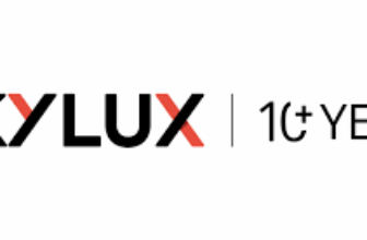 Skylux Travel Logo